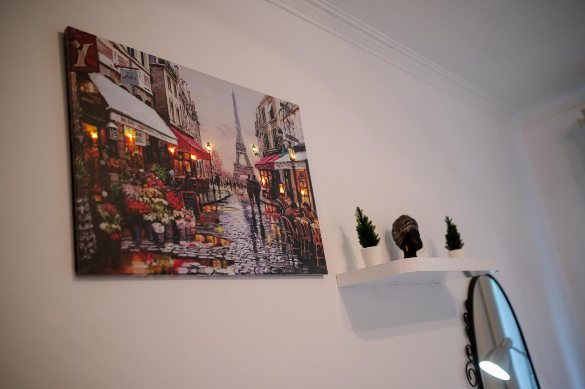 Vivid Condo By Ndk And Vitosha Blvd With Free Secured Parking And Ac Sofia Exterior foto